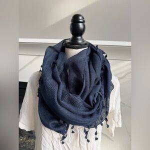 Abercrombie and Fitch Infinity Scarf in Navy Blue